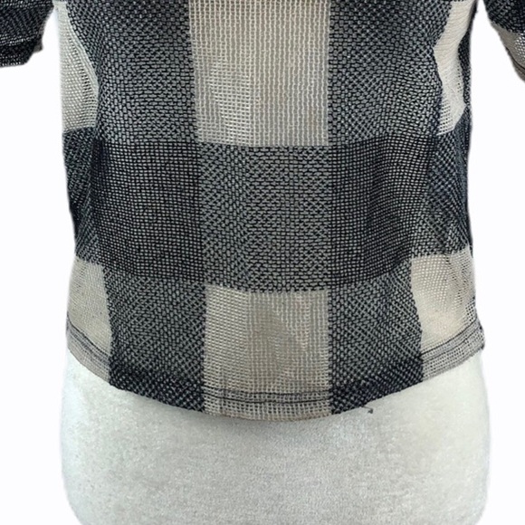 Jenn. Mesh Plaid Crop Top - Picture 3 of 8